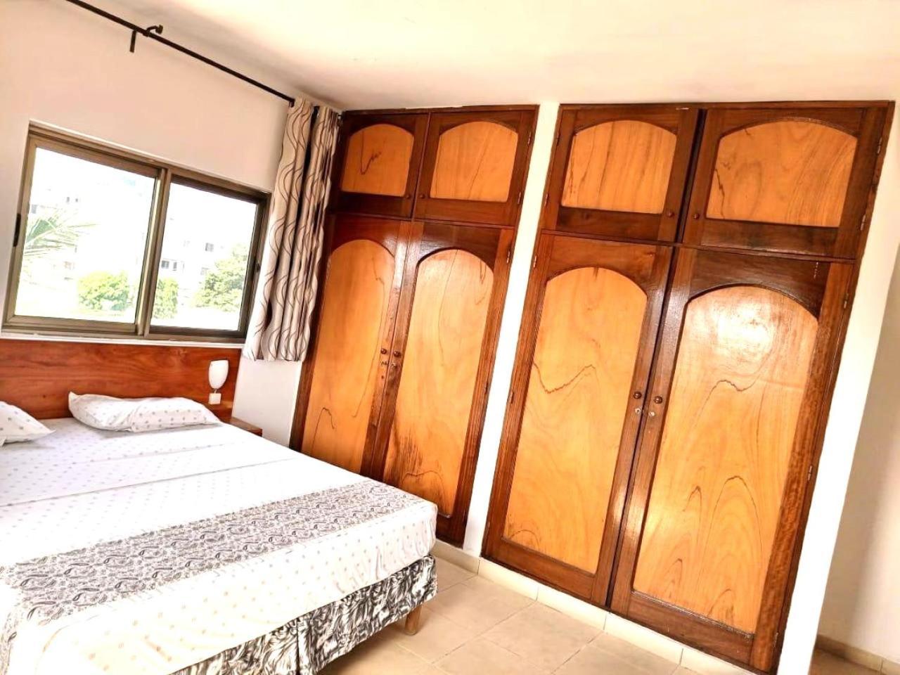 Rosalie'S Suites Lomé Eksteriør bilde