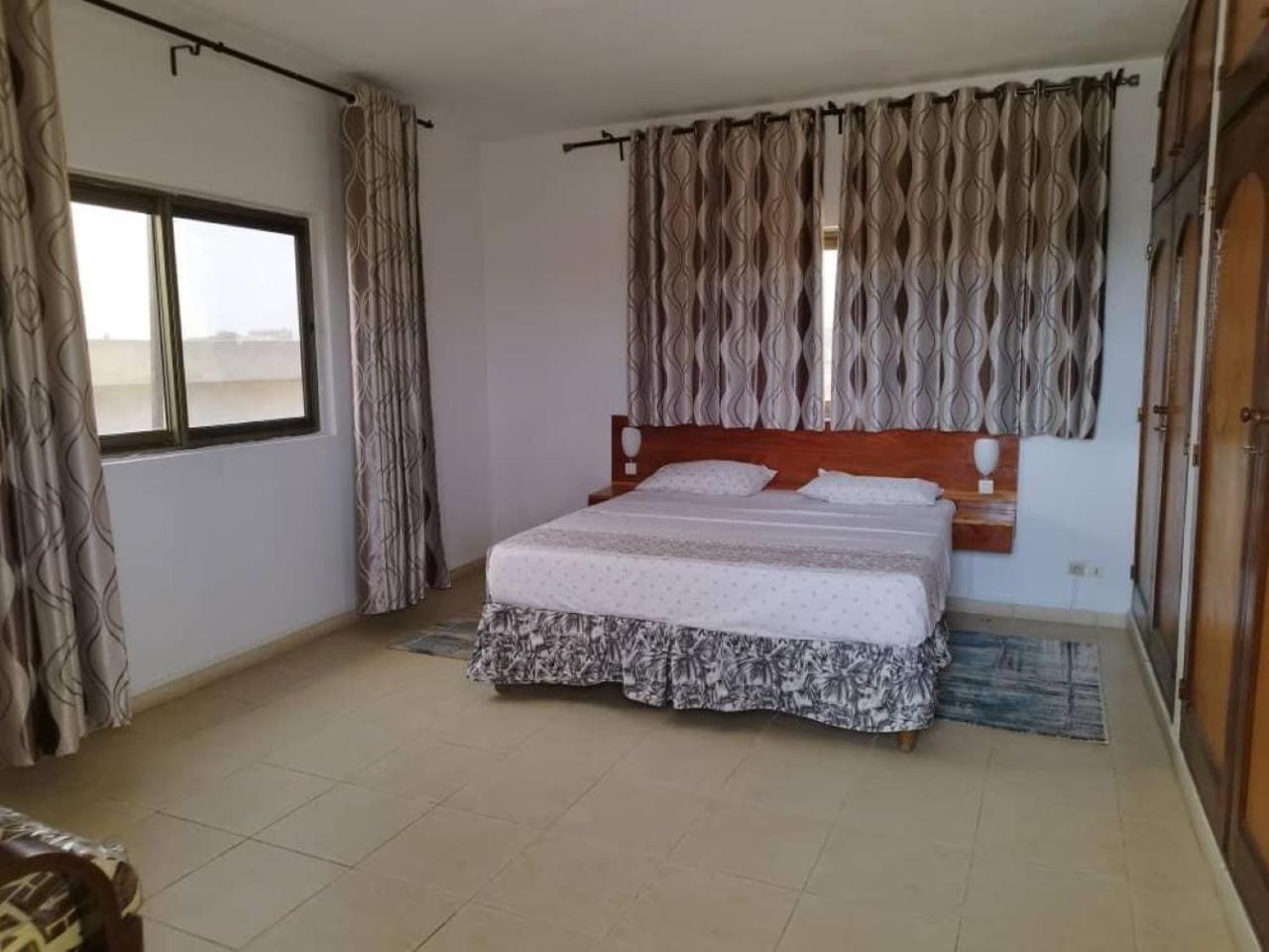 Rosalie'S Suites Lomé Eksteriør bilde
