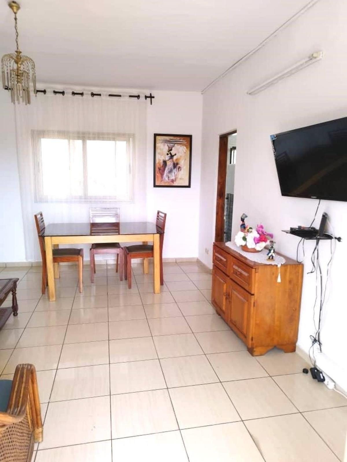 Rosalie'S Suites Lomé Eksteriør bilde
