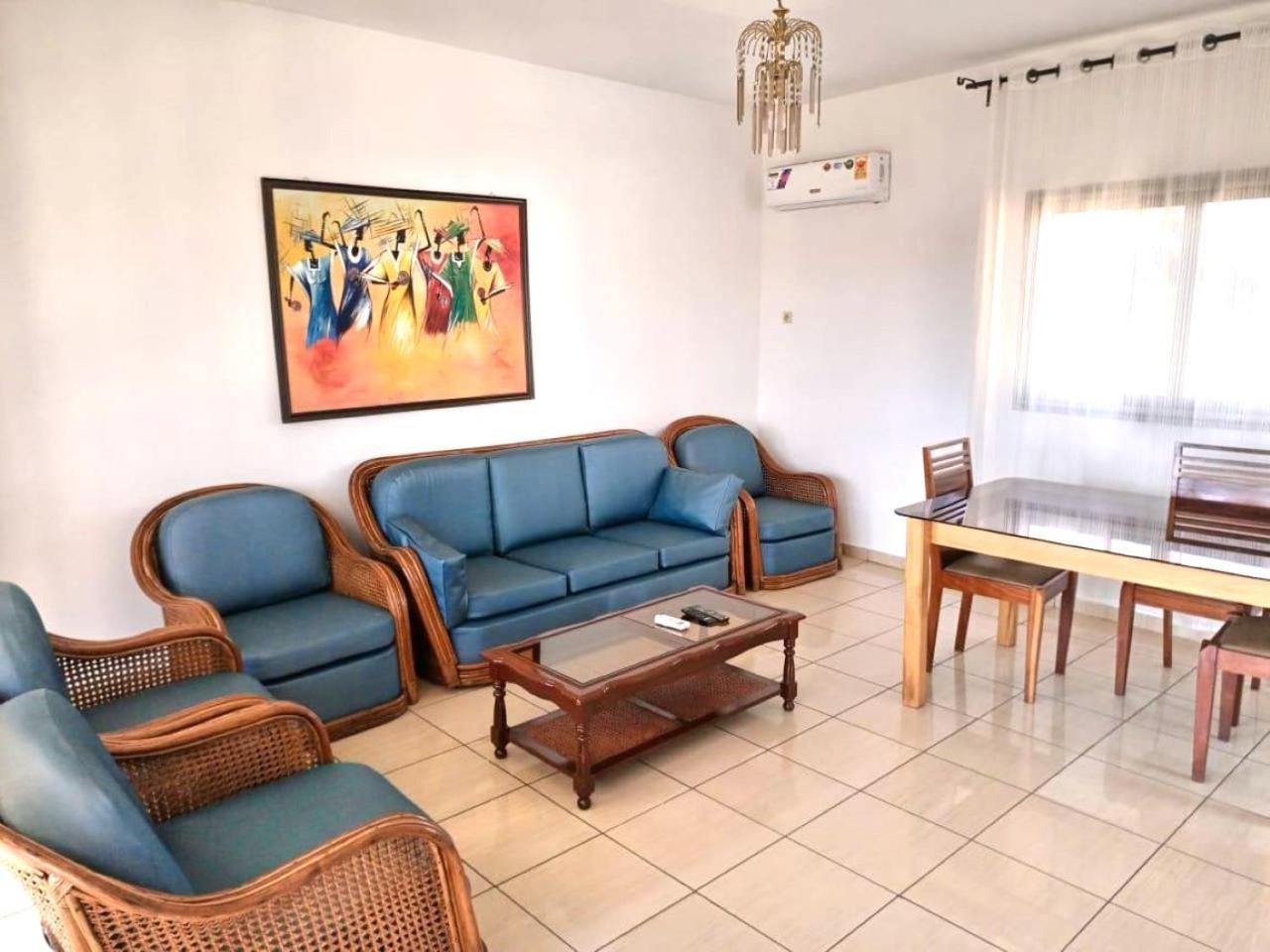 Rosalie'S Suites Lomé Eksteriør bilde
