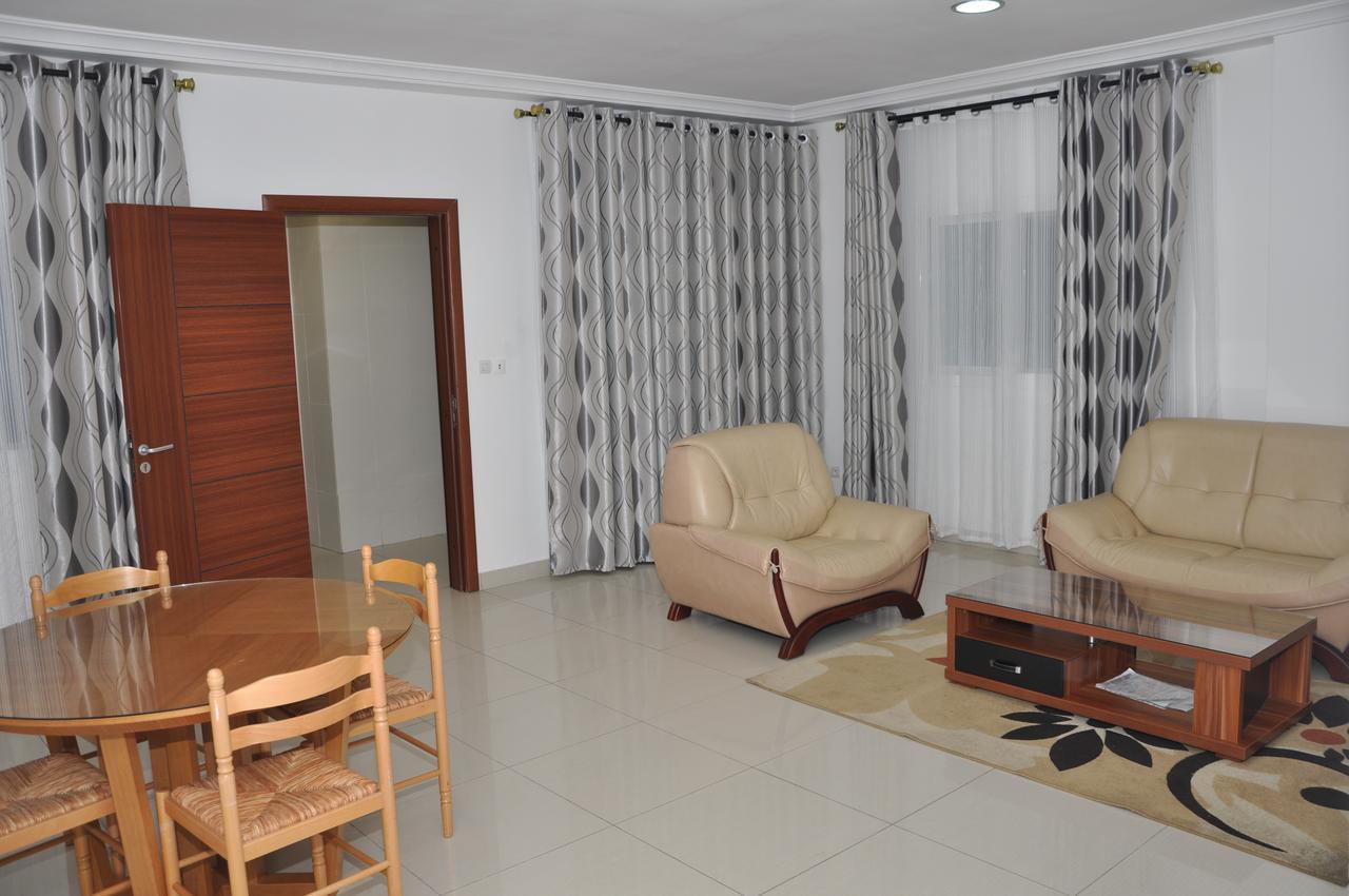 Rosalie'S Suites Lomé Eksteriør bilde