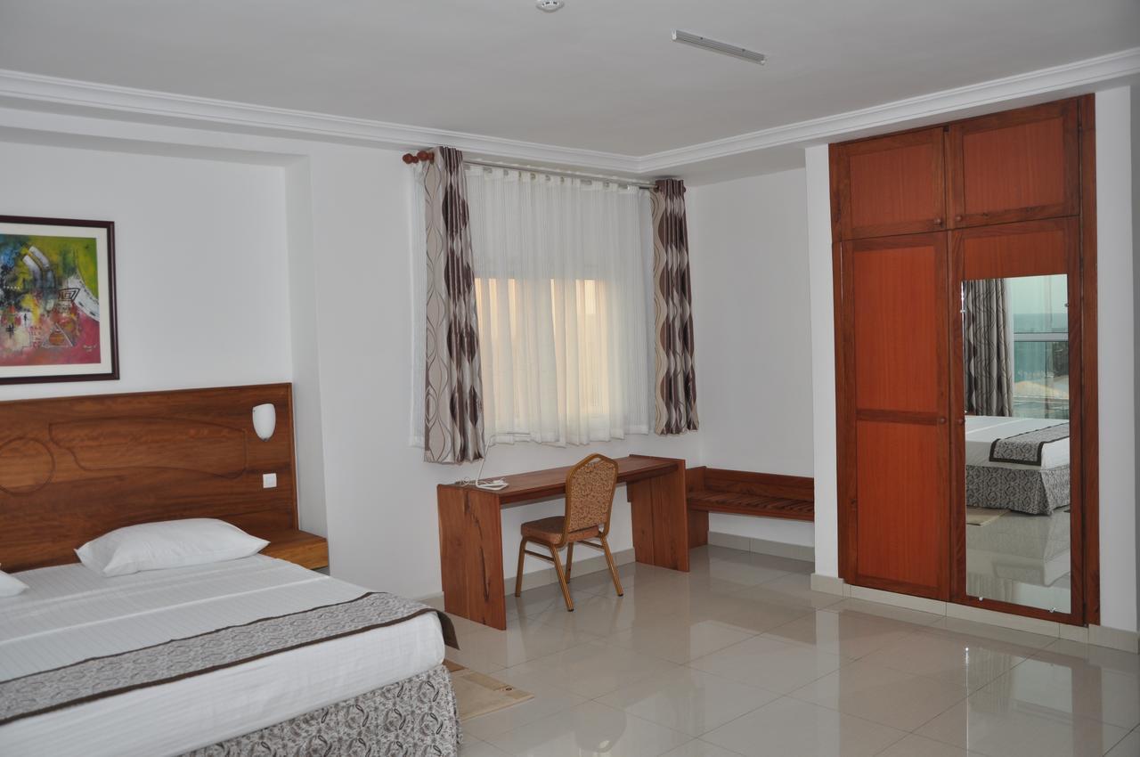 Rosalie'S Suites Lomé Eksteriør bilde