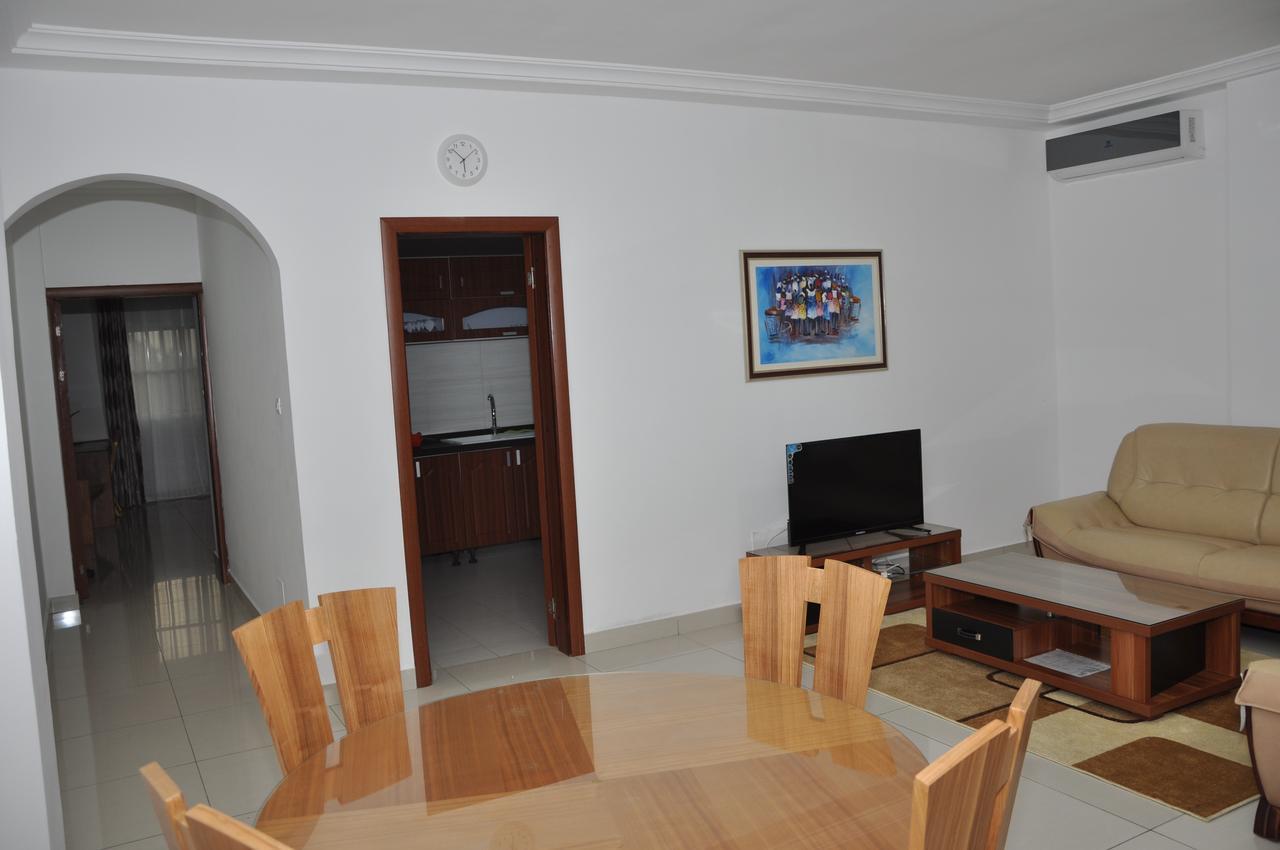Rosalie'S Suites Lomé Eksteriør bilde