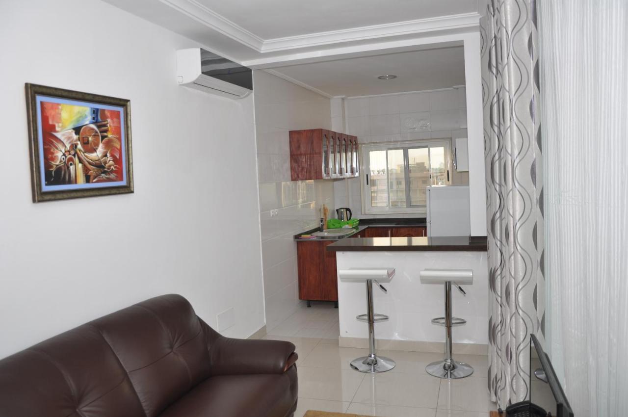 Rosalie'S Suites Lomé Eksteriør bilde